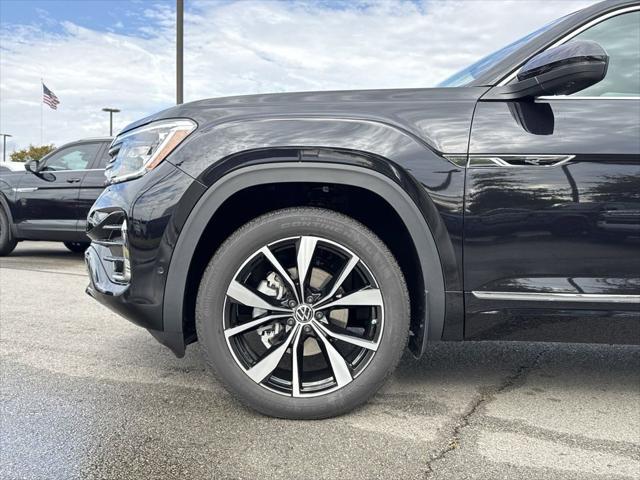 new 2025 Volkswagen Atlas car, priced at $52,336