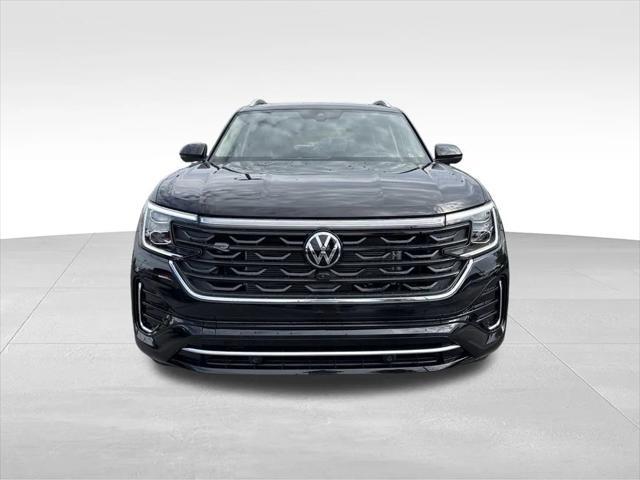 new 2025 Volkswagen Atlas car, priced at $52,336