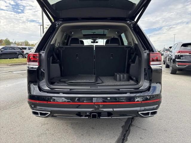 new 2025 Volkswagen Atlas car, priced at $52,336