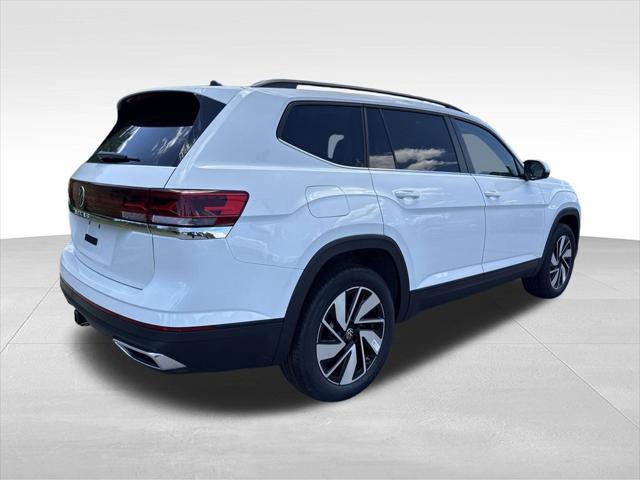 new 2025 Volkswagen Atlas car, priced at $44,000