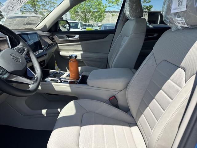 new 2025 Volkswagen Atlas car, priced at $47,072