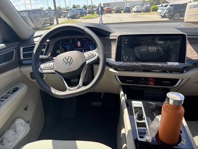 new 2025 Volkswagen Atlas car, priced at $47,072
