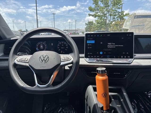 new 2025 Volkswagen Tiguan car, priced at $31,500