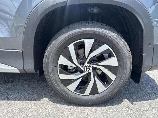 new 2025 Volkswagen Tiguan car, priced at $31,500