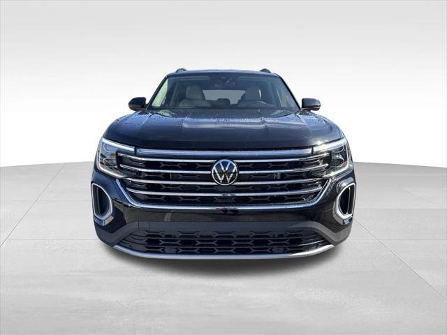 new 2025 Volkswagen Atlas car, priced at $36,904