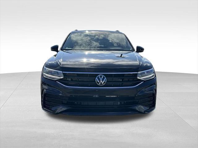 new 2024 Volkswagen Tiguan car, priced at $32,122