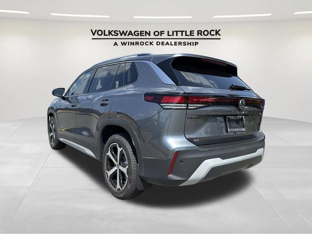 new 2025 Volkswagen Tiguan car, priced at $33,000