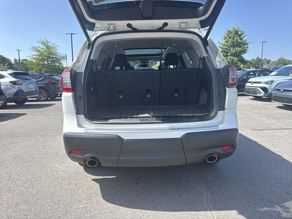 used 2022 Subaru Ascent car, priced at $26,250