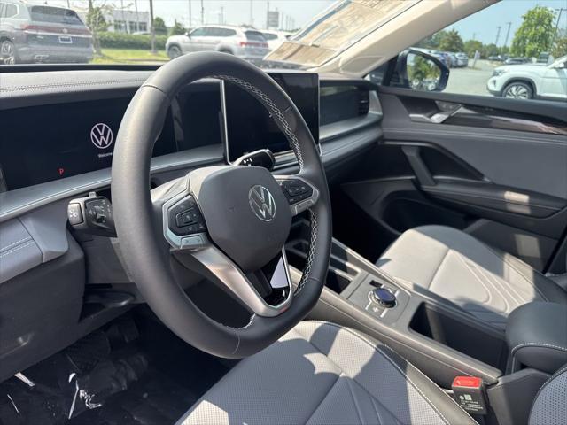 new 2025 Volkswagen Tiguan car, priced at $34,716