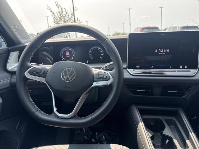 new 2025 Volkswagen Tiguan car, priced at $34,716