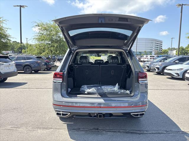 new 2025 Volkswagen Atlas car, priced at $54,448