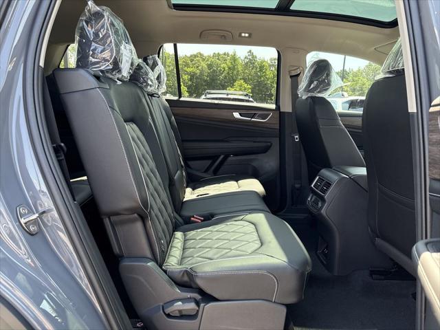 new 2025 Volkswagen Atlas car, priced at $54,448