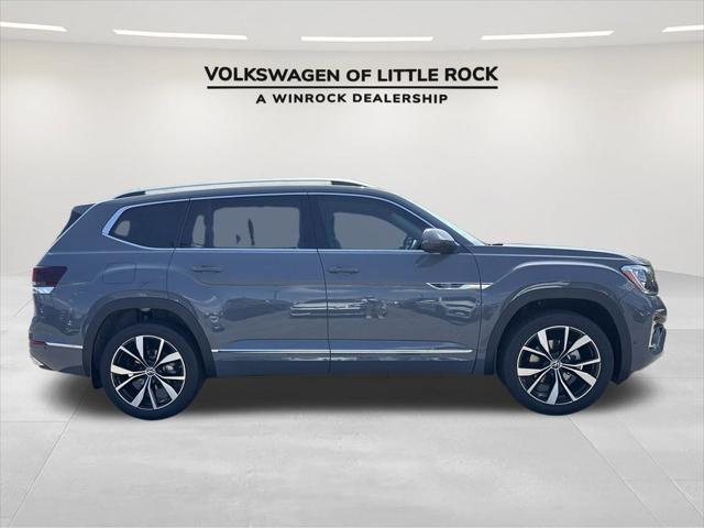 new 2025 Volkswagen Atlas car, priced at $54,448