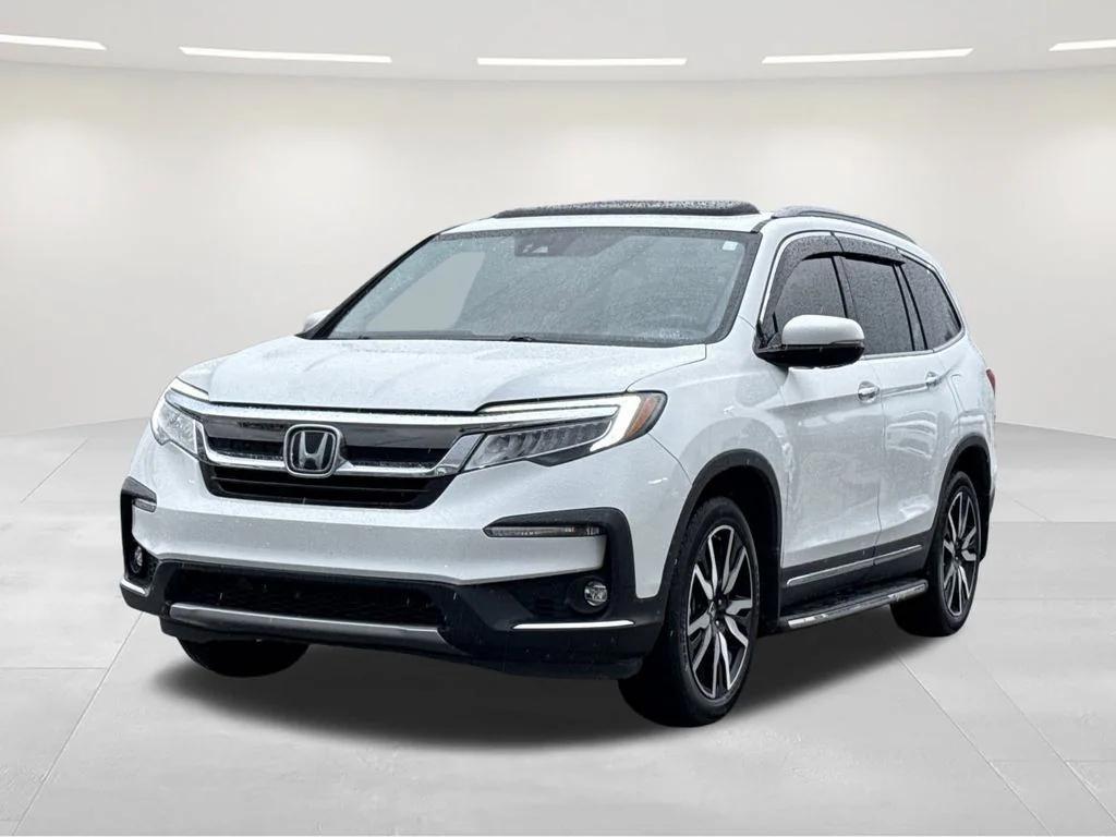 used 2022 Honda Pilot car, priced at $31,000