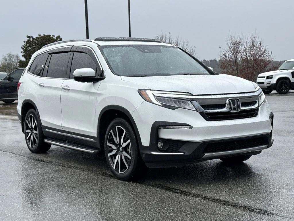 used 2022 Honda Pilot car, priced at $31,000