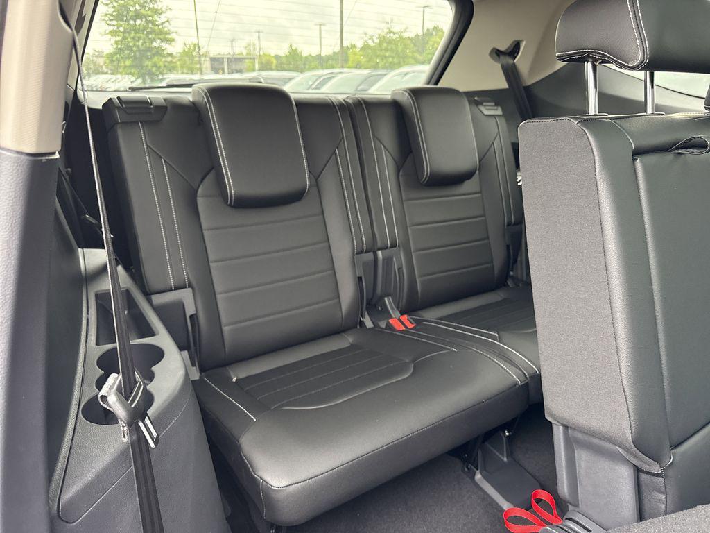 new 2025 Volkswagen Atlas car, priced at $48,291