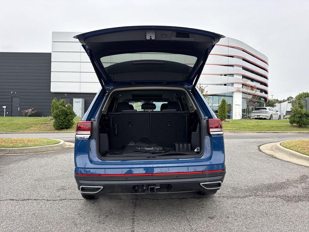 new 2025 Volkswagen Atlas car, priced at $48,291