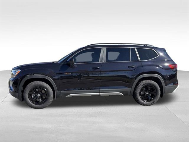 new 2025 Volkswagen Atlas car, priced at $45,404