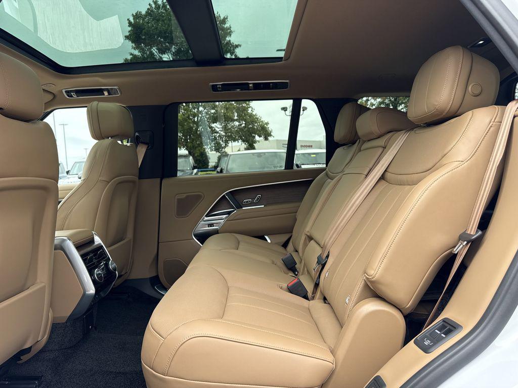 new 2025 Land Rover Range Rover car, priced at $154,705