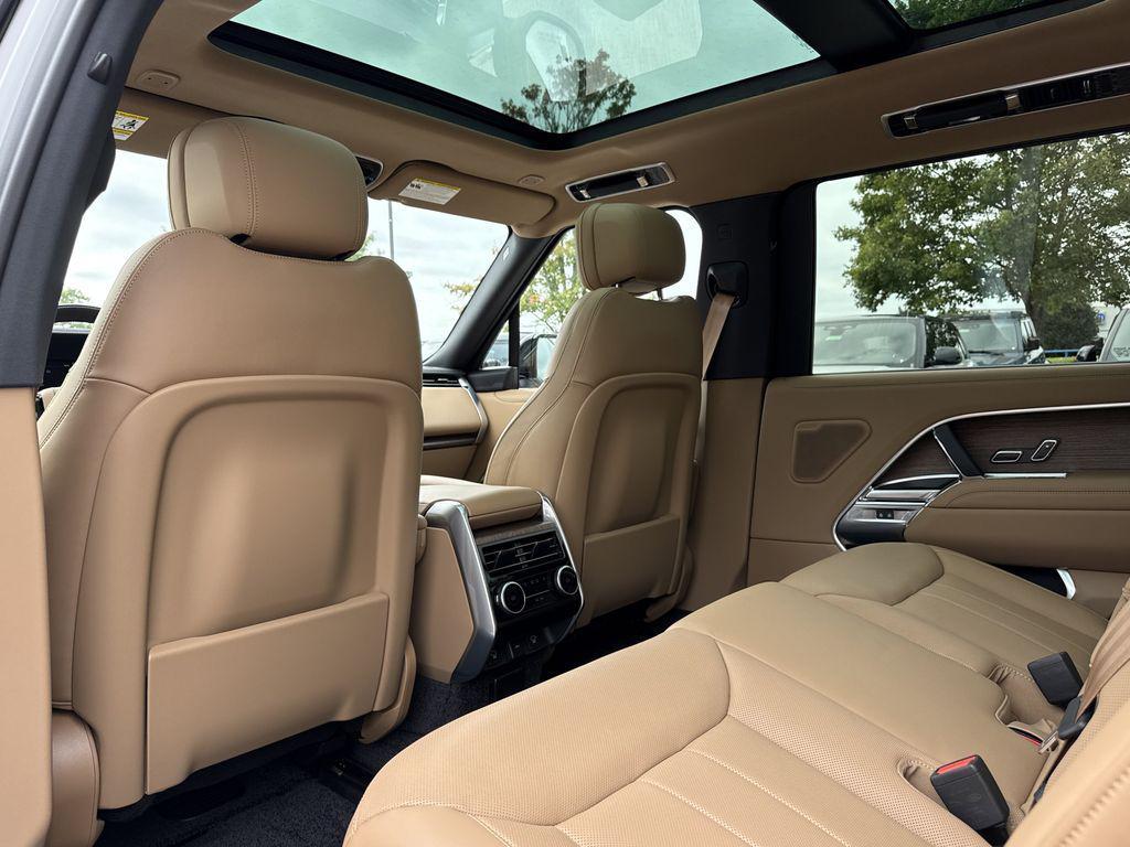 new 2025 Land Rover Range Rover car, priced at $154,705