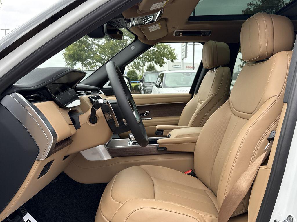 new 2025 Land Rover Range Rover car, priced at $154,705