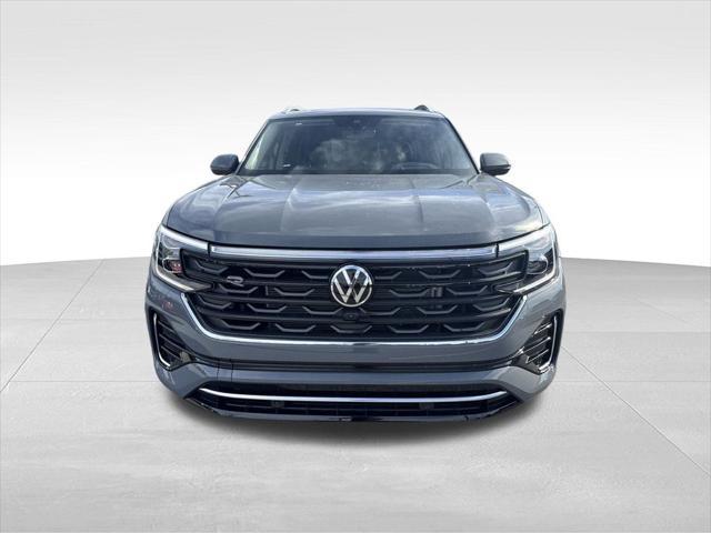 new 2025 Volkswagen Atlas car, priced at $52,446