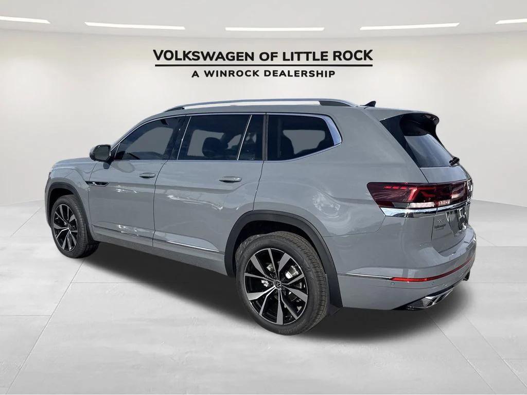 new 2025 Volkswagen Atlas car, priced at $54,000