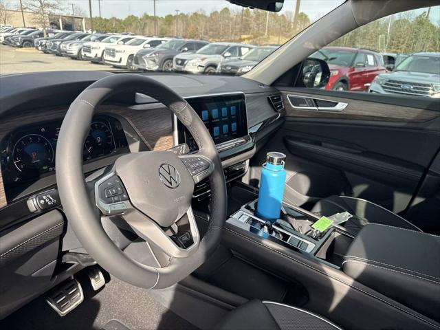 new 2025 Volkswagen Atlas car, priced at $52,446