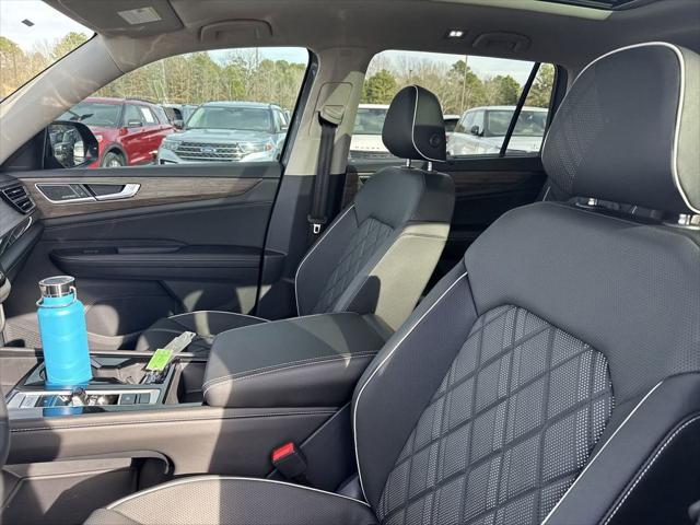new 2025 Volkswagen Atlas car, priced at $52,446