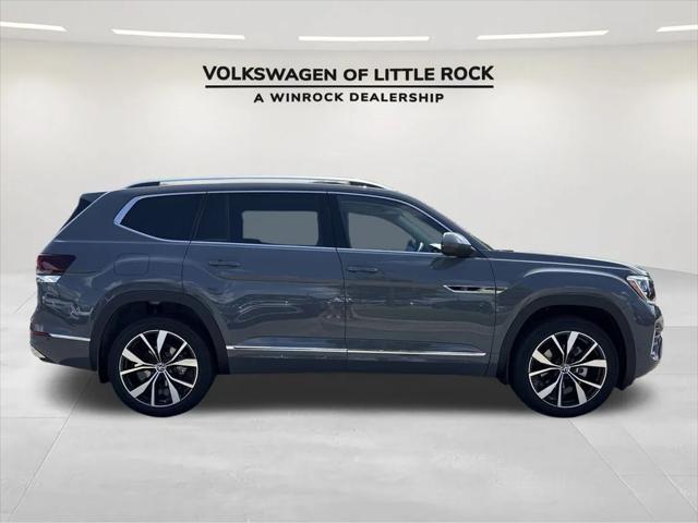 new 2025 Volkswagen Atlas car, priced at $54,448