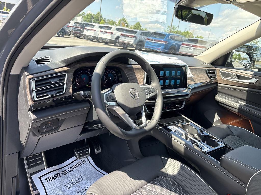 new 2025 Volkswagen Atlas car, priced at $54,348