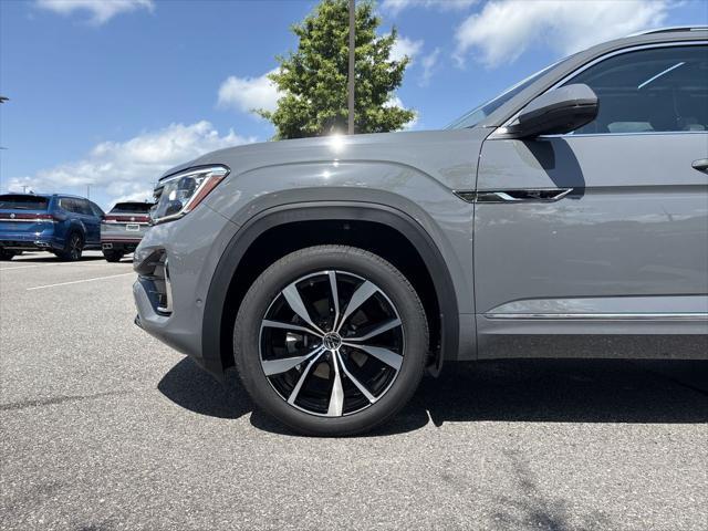 new 2025 Volkswagen Atlas car, priced at $54,448