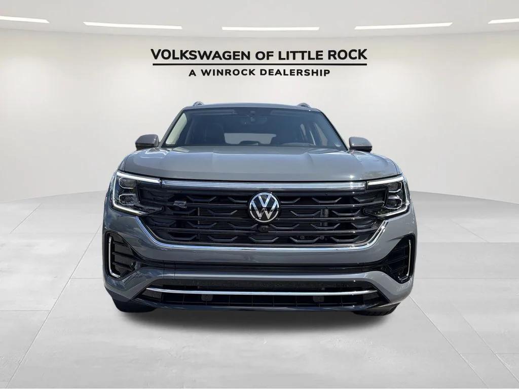 new 2025 Volkswagen Atlas car, priced at $54,348