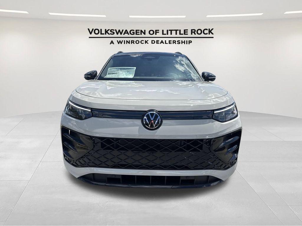 new 2025 Volkswagen Tiguan car, priced at $39,177