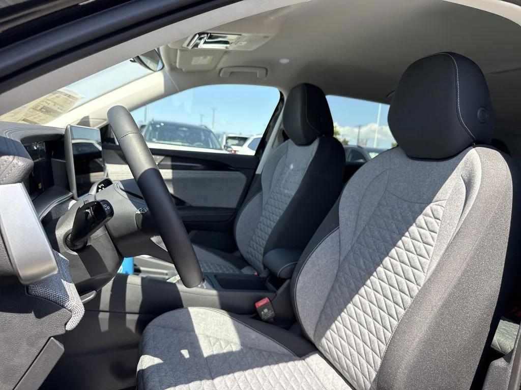 new 2025 Volkswagen Tiguan car, priced at $30,515