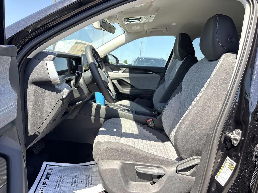 new 2025 Volkswagen Tiguan car, priced at $30,515