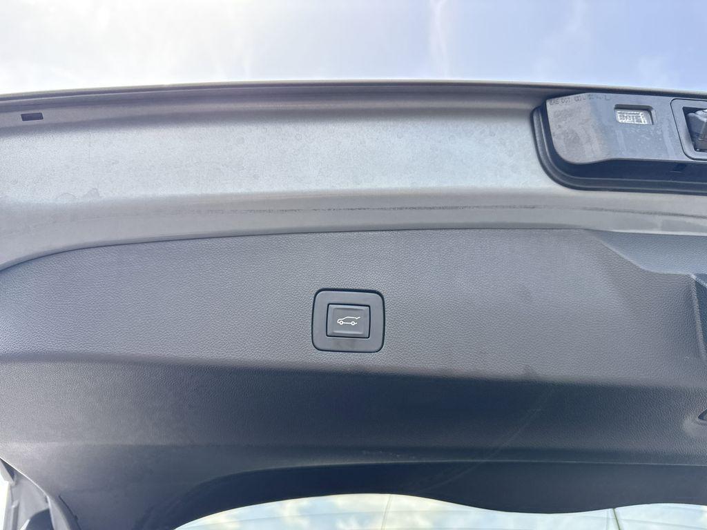 used 2024 Buick Encore GX car, priced at $20,000