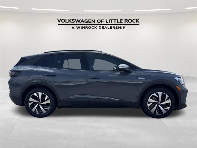 new 2025 Volkswagen ID.4 car, priced at $45,720