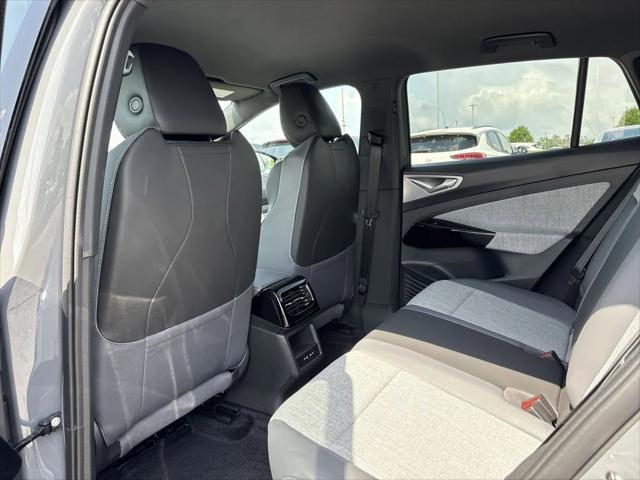new 2025 Volkswagen ID.4 car, priced at $45,720