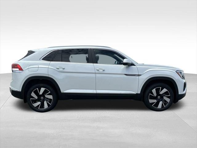 new 2024 Volkswagen Atlas Cross Sport car, priced at $41,866