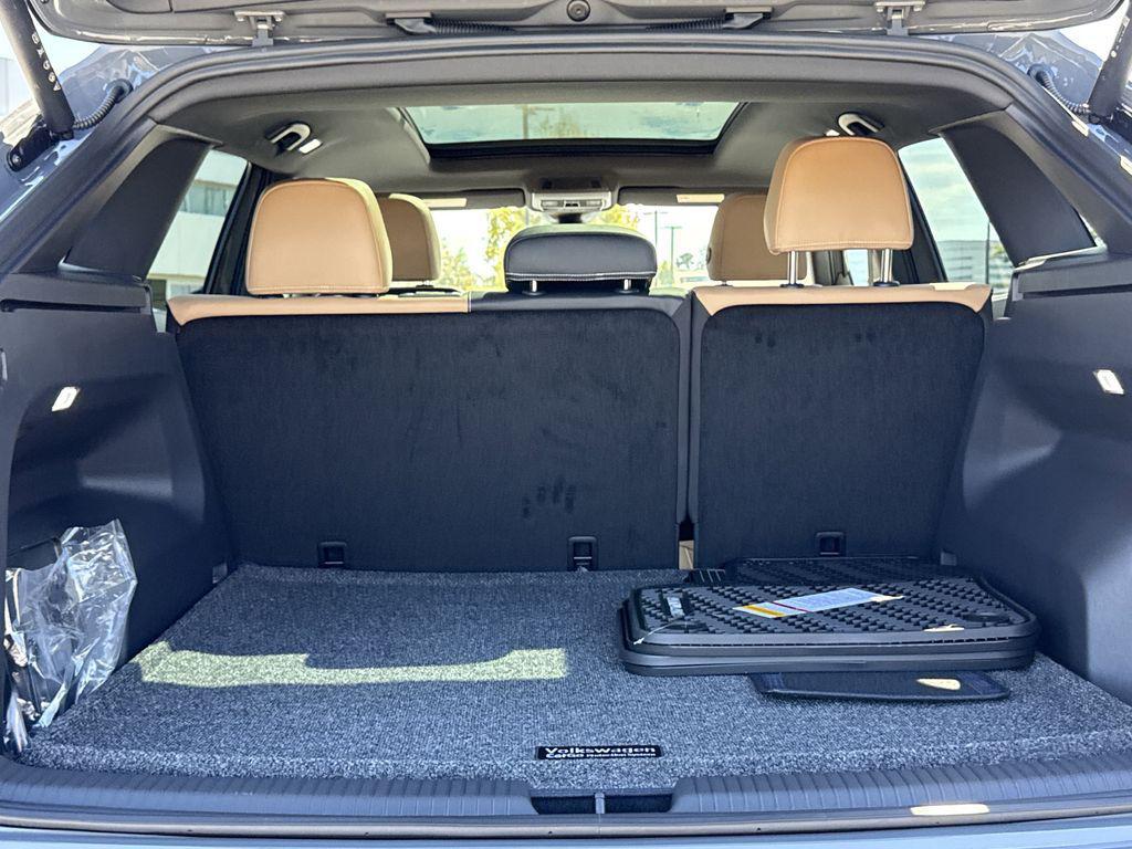 new 2026 Volkswagen Atlas Cross Sport car, priced at $51,633