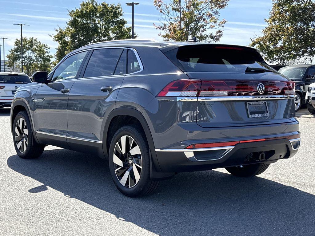 new 2026 Volkswagen Atlas Cross Sport car, priced at $51,633