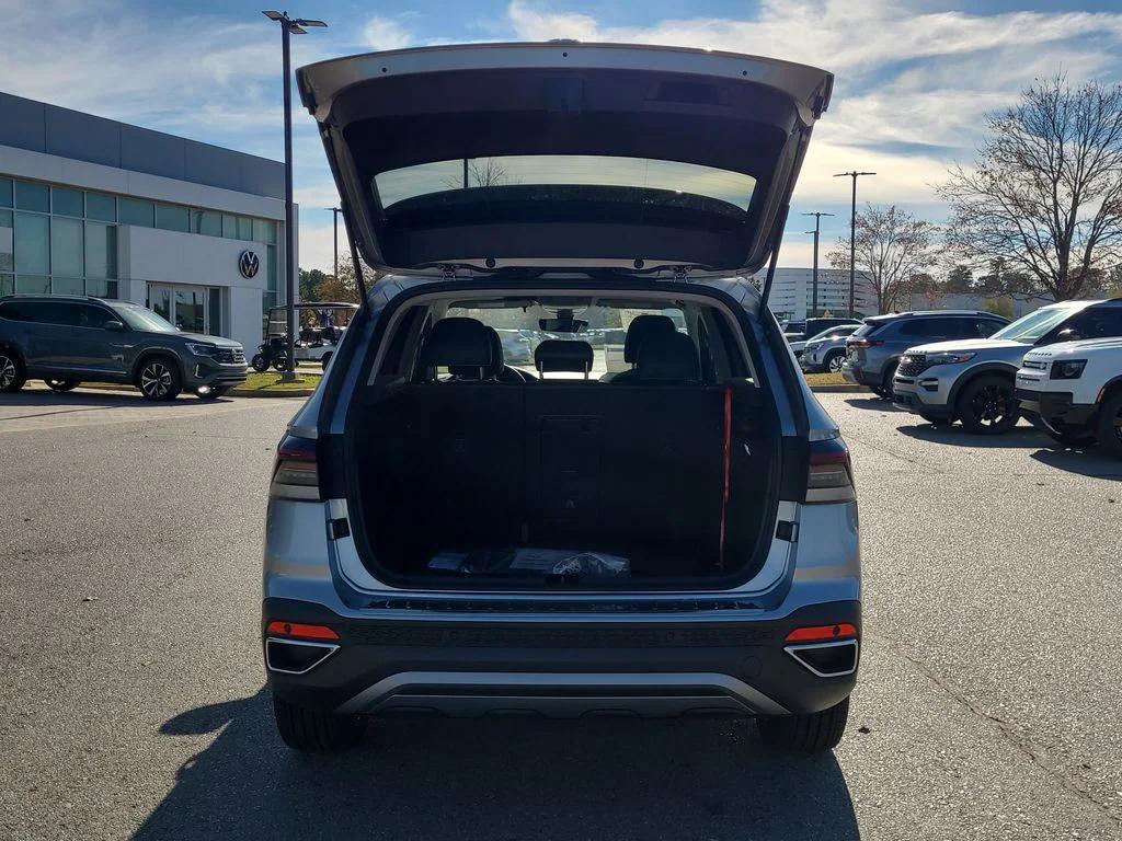 new 2026 Volkswagen Taos car, priced at $32,941