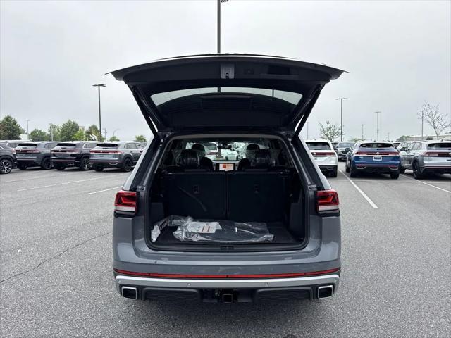 new 2025 Volkswagen Atlas car, priced at $48,539