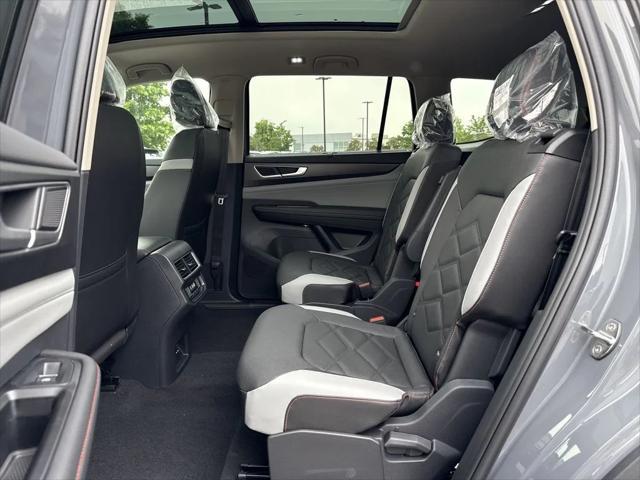 new 2025 Volkswagen Atlas car, priced at $48,539