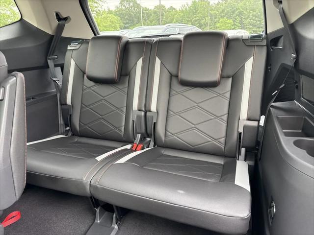 new 2025 Volkswagen Atlas car, priced at $48,539