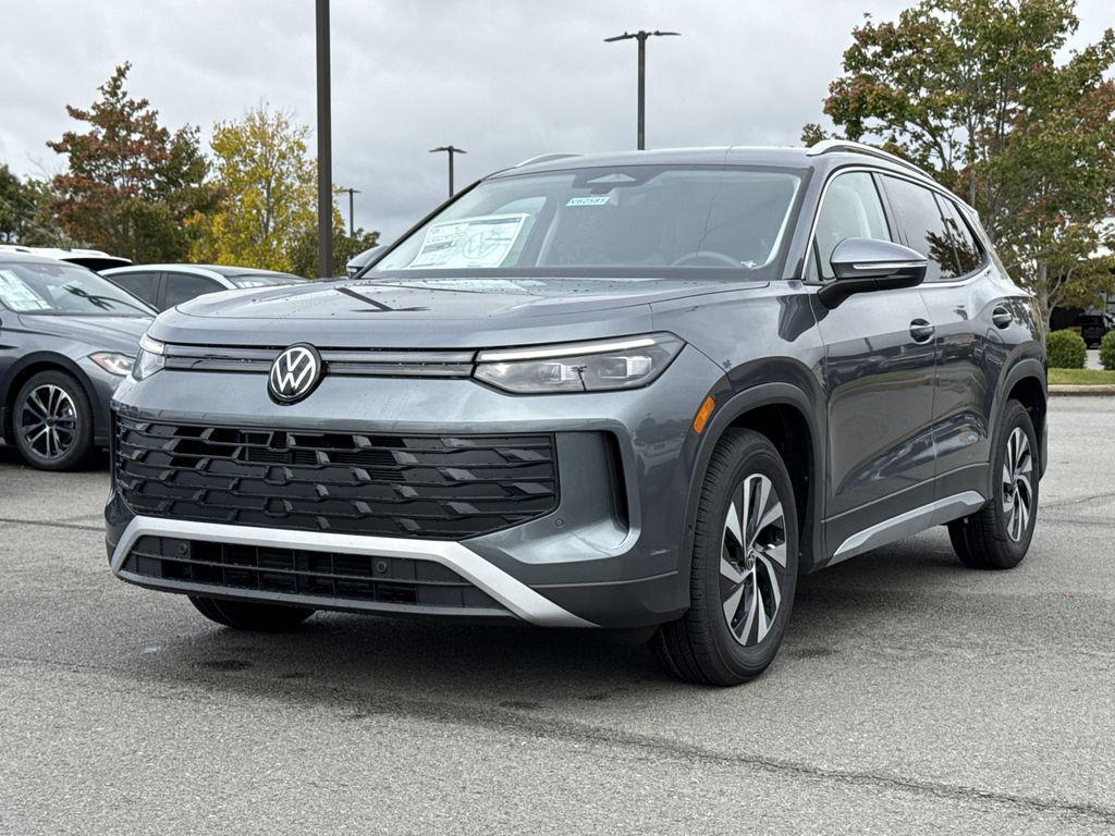 new 2026 Volkswagen Tiguan car, priced at $32,585