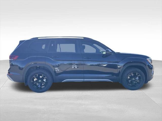 new 2025 Volkswagen Atlas car, priced at $46,002