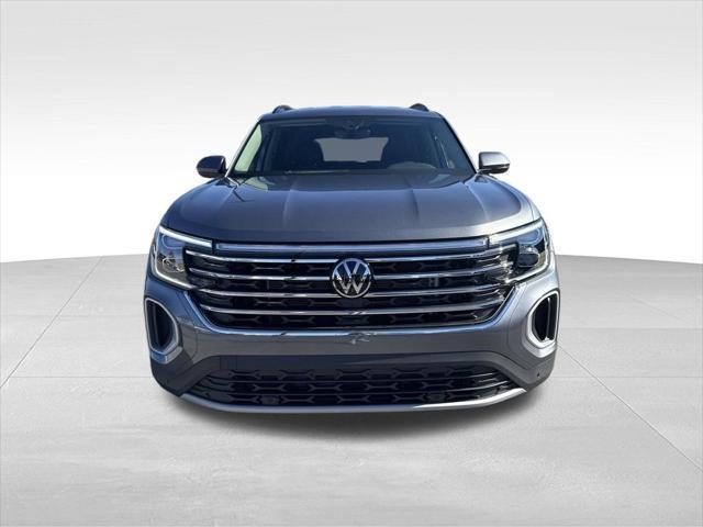 new 2024 Volkswagen Atlas car, priced at $38,860