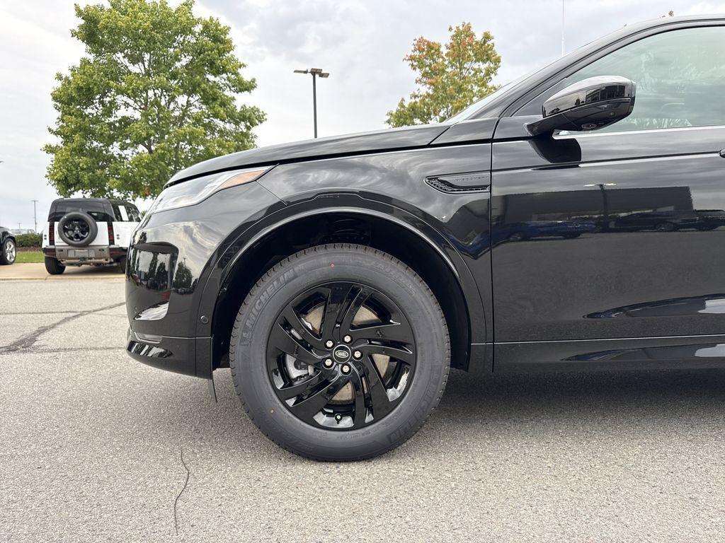 new 2025 Land Rover Discovery Sport car, priced at $53,598